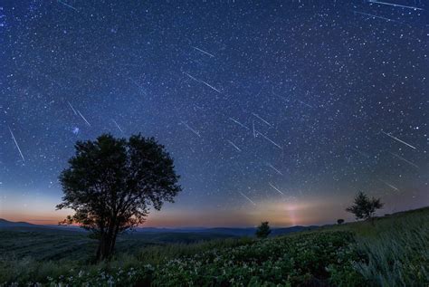 8月13日英仙座流星雨来袭 下周一凌晨最盛！我国处于理想观测位置_独家专稿_中国小康网