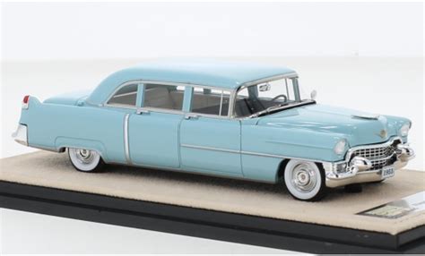 Diecast model cars Cadillac Fleetwood 1/43 Stamp Models 75 Limousine ...