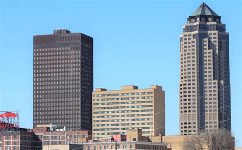 Iowa initial unemployment claims see smaller rise but remain high ...