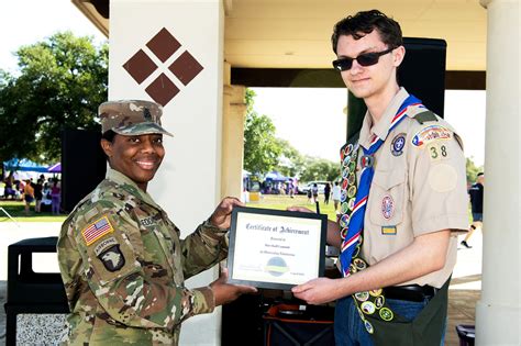 JBSA-Randolph member wins President’s Volunteer Service Award > Joint ...