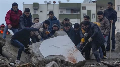 Rescuers scramble in Turkey, Syria after earthquake kills 4,000