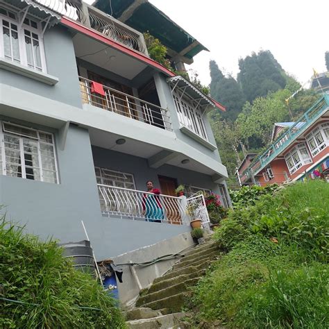 LANGDAK HOMESTAY (Darjeeling) - Specialty B&B Reviews & Photos ...