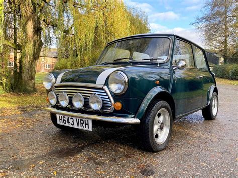 Lot 75 - 1990 Mini Checkmate