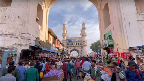 How to Reach to Charminar? History, Architecture, and Best Time to Visit