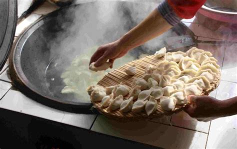 一盘煮熟的饺子俯拍素材图片免费下载-千库网