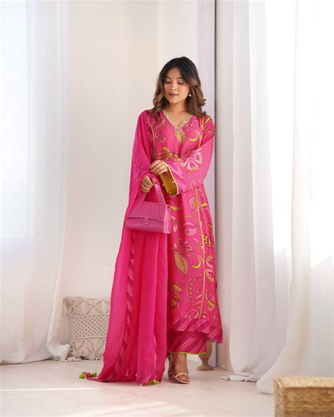Blooming Threads - Shop Latest Outfits