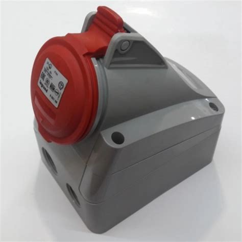 Jual soket surface mounting legrand 16a 5pin 3p ip44 ref 555159 ...