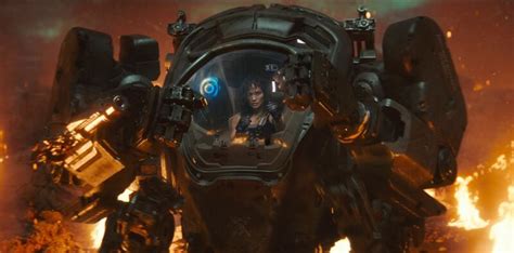 Atlas: quién es quién en la nueva película de Jennifer Lopez – Nueva Mujer