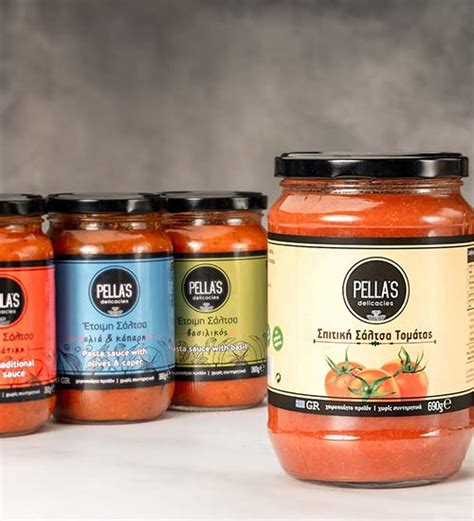 Tomato sauce with olives & caper-Pella's Delicacies-360gr