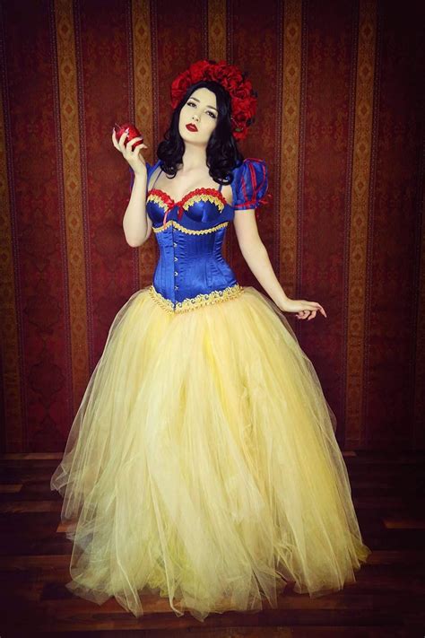 Halloween Costume Ideas With Corset at Eliza Pethebridge blog