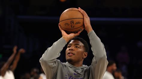 Rui Hachimura injury: Is Lakers forward playing tonight vs Clippers?