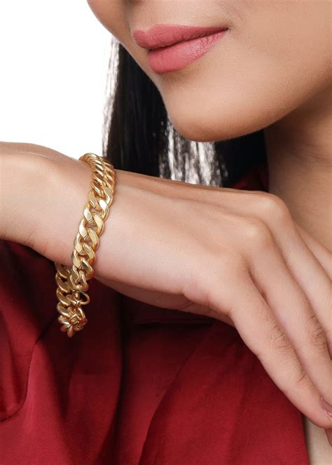 Get Curb Design Chain Bracelet at ₹ 800 | LBB Shop