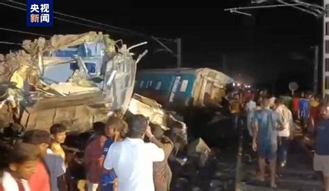 直击｜印度三辆列车相撞：至少288人死亡、约900人受伤
