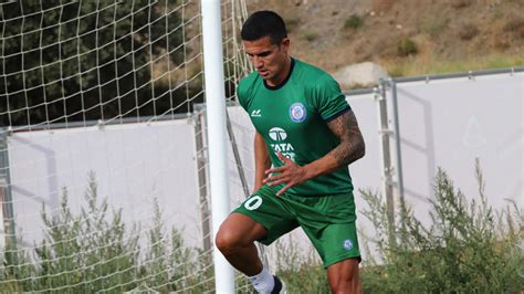 Tim Cahill's First-Day Training With The Squad In Madrid, Spain ...