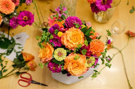 ABHS presents Flower Arranging Classes – Halo Foundation