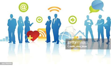 20 People Standing 的图像结果