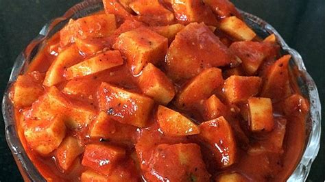 Mango Sweet Pickle Recipe: ऐसे बनाएं आम का मीठा अचार, स्वाद ऐसा कि ...