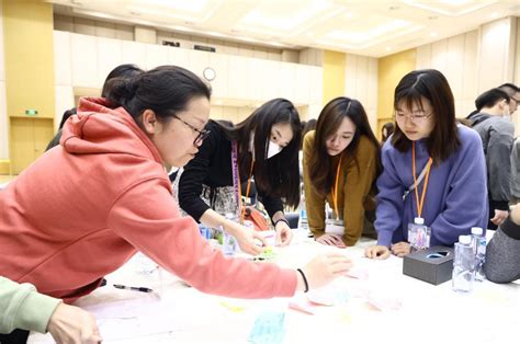 18个团组、超2500名香港新教师在华师开启内地学习之旅_腾讯新闻