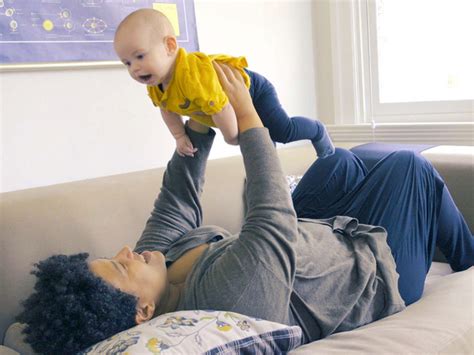 4-month-old sleep schedule: How much a 4-month-old should sleep ...