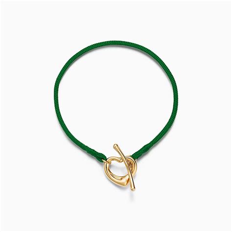 Elsa Peretti™ Open Heart | Tiffany & Co. International