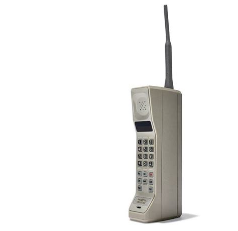 First Generation Cell Phones 的图像结果