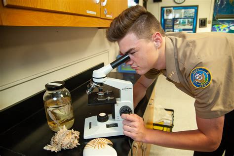 Admiral Farragut Academy