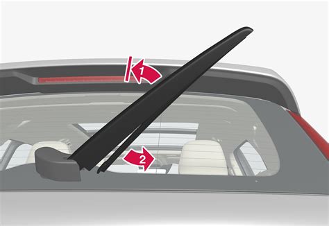 XC40 Recharge Pure Electric Replacing the wiper blade, rear window | Volvo Support PH