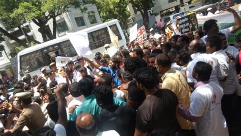 Dhanush at Save Children protest in Chennai - Photos,Images,Gallery - 73805