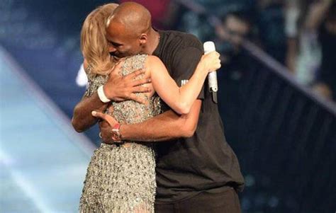 科比和霉霉什么关系 泰勒斯威夫特演唱会他经常出现(3)_秀目网