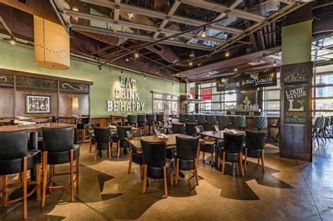 WestGate - Bar Louie Events