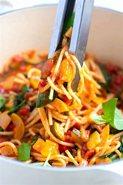 Fresh and Easy Veggie Spaghetti