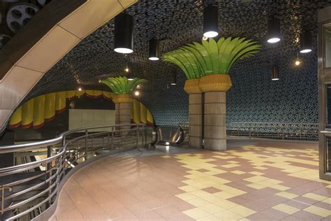 Wall art inside the Hollywood/Vine Metro subway station in the ...