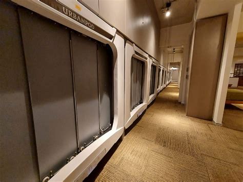 Mumbai Pod Hotel: मुंबई में IRCTC ने शुरू किया पॉड होटल, कम कीमत में ...