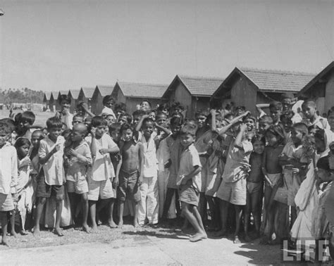 Living Condition of Poor Families in Bombay (Mumbai) 1946 - Old Indian ...
