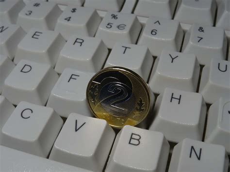Demonetisation to push IT spending of banking and securities firms to ...
