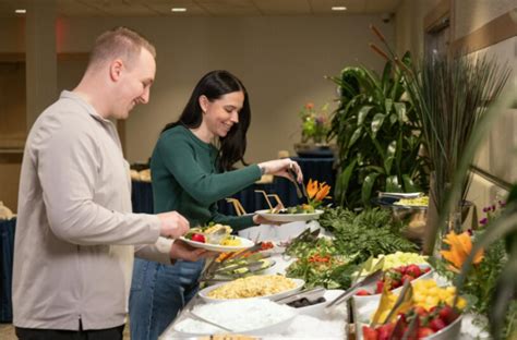 Dockside - The Coeur d'Alene Resort - Dockside Lakeshore Sunday Brunch ...