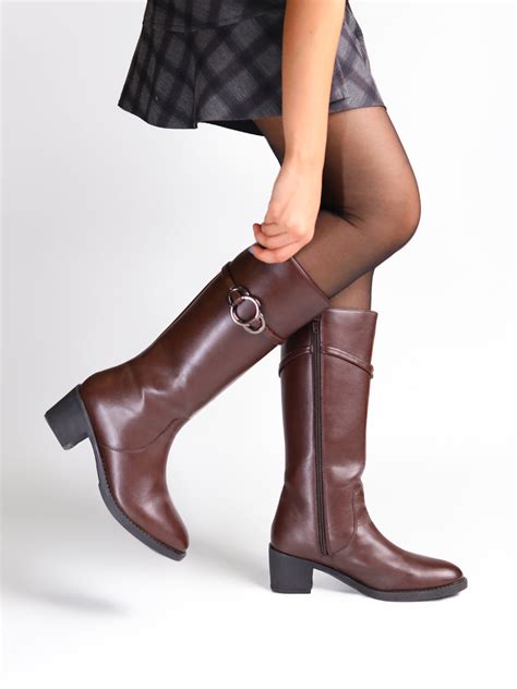 Kinsley Brown Block Boots – Monrow Shoes