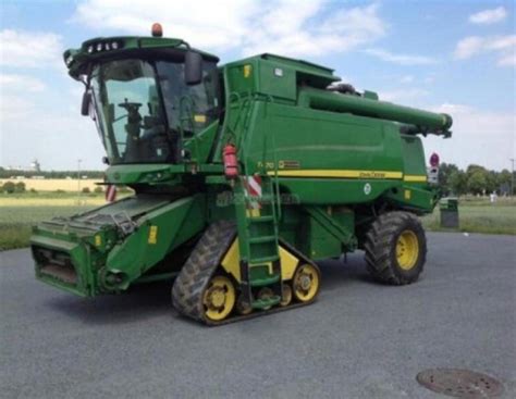 Xenonpaket und Raupenlaufwerk: John Deere T670 für 193.375 Euro ...