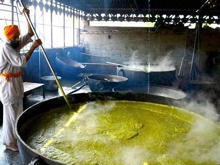 51 SGPC officials suspended in Waste Langar Scam - Punjabi News ...