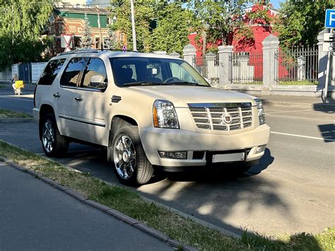 К выходным готова 👌🏻😁 Наведем лоск — Cadillac Escalade (3G), 6,2 л, 2010 года | фотография | DRIVE2