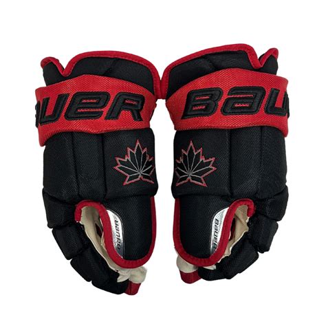 Canada Custom Vapor Pro Team Hockey Glove - Majer Hockey | Toronto's ...