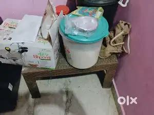 2 table and 8 chair and modde - Other Household Items - 1824409564