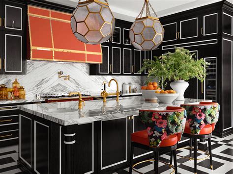 Welcome To RuPaul´s Glamorous Hollywood Regency Style Mansion