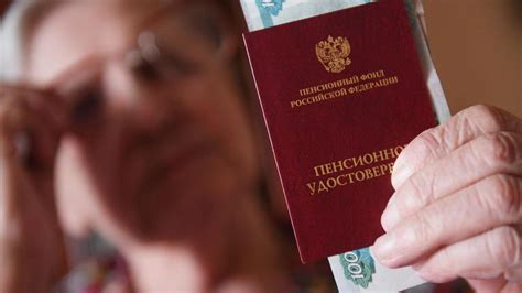 Льготы на проезд в 2025 году: как оформить пенсионерам, инвалидам ...