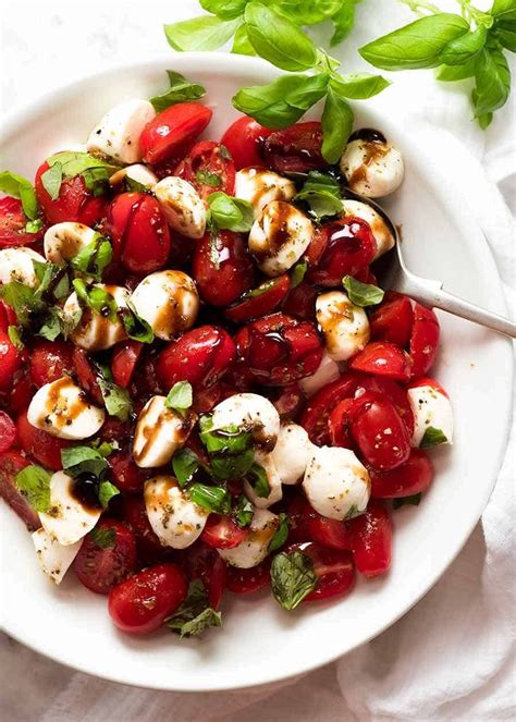 What Main Dish To Serve With Caprese Salad at Barbara Moser blog