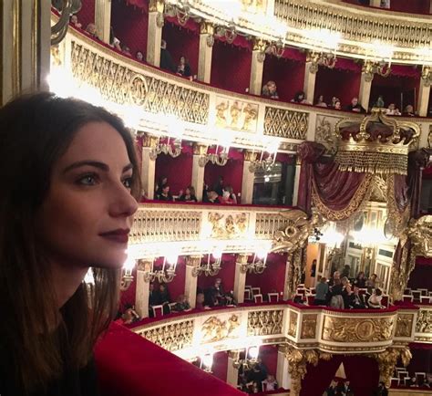 Chi è Maria Vera Ratti: tutto sull'attrice | Donne Magazine