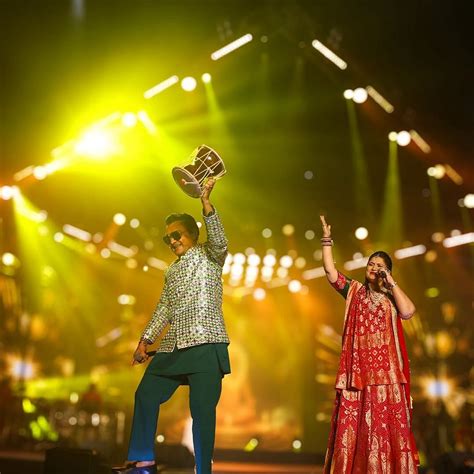 Navratri 2025 Compilation: Mumbai’s Biggest Navratri Celebrations Shift ...