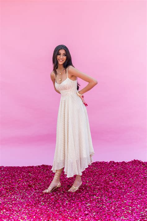Dresses For Party Online | Luxe Dresses For Women | Urban Suburban