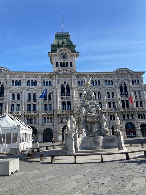 HOTEL DUCHI VIS A VIS (Trieste) - Hotel Reviews, Photos, Rate ...