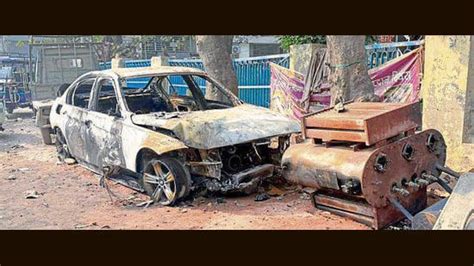 Ludhiana: Speeding BMW gutted after hitting power transformer